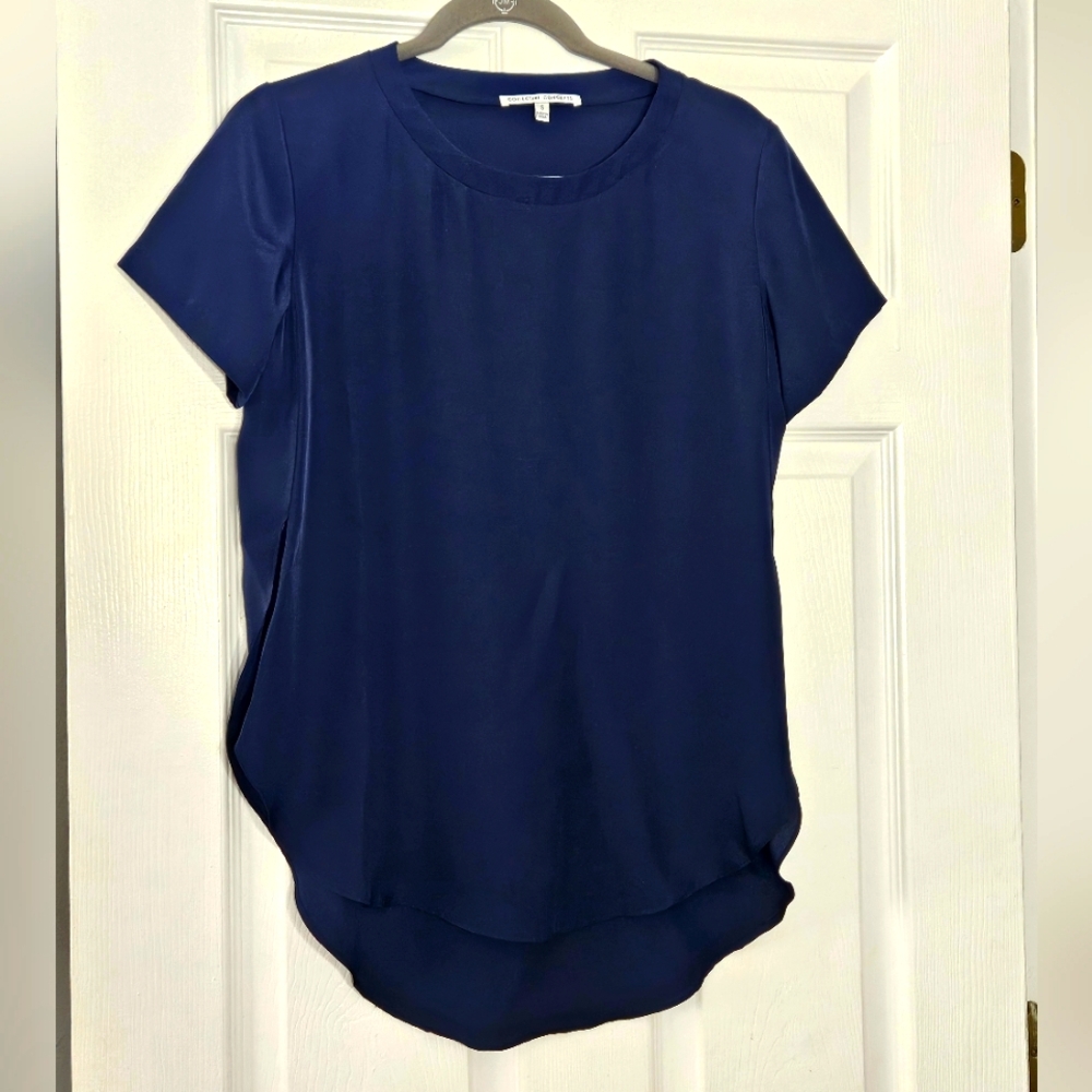 Collective Concepts Womens navy blue tee with slits on side size S‎